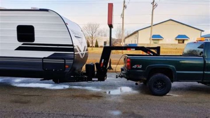 Can a Chevy 1500 pull a gooseneck trailer?